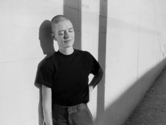 AnnaButterssbyRobbieJeffers1 RS